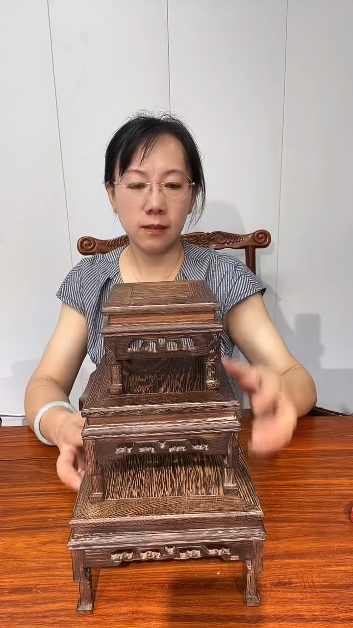 木鸡翅木正方套三