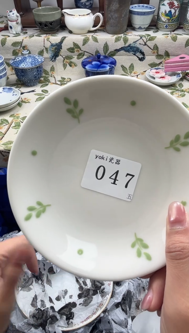 瓷片天****雨       047