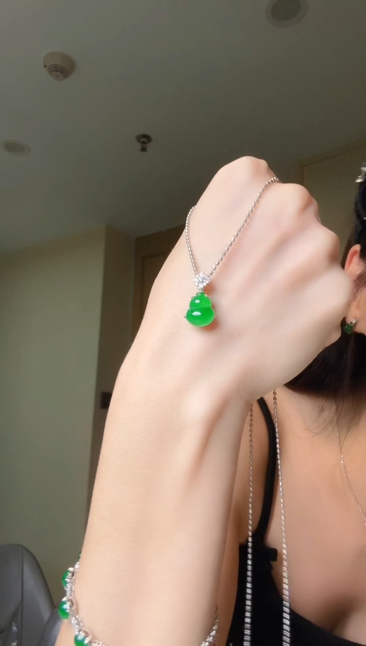 翡翠银S925镶嵌吊坠(不含链)天然翡翠吊坠