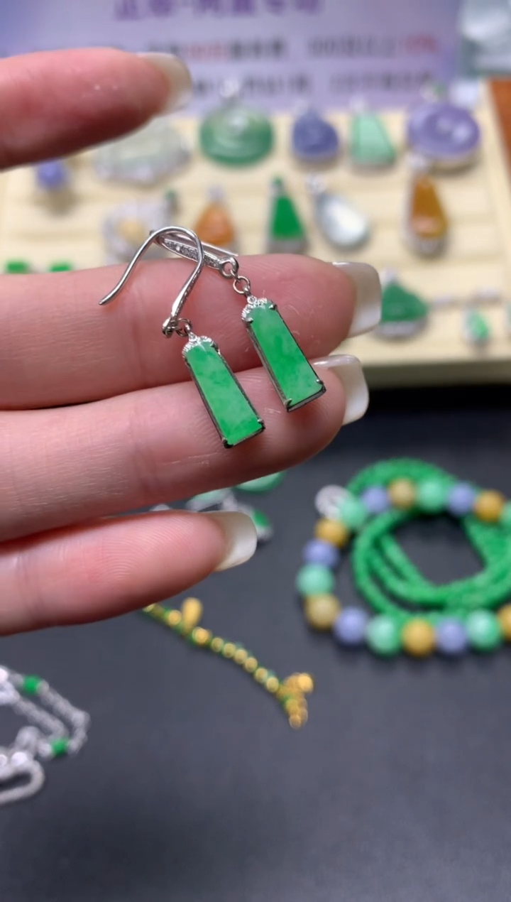 【闪购商品】翡翠耳饰18K金镶嵌耳饰|2100+210