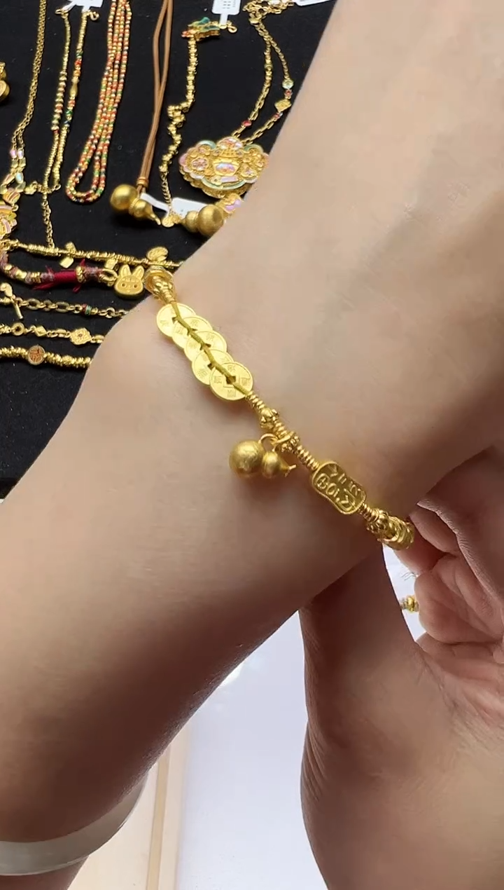 【闪购商品】定制足金手饰多样性发货拍一发一