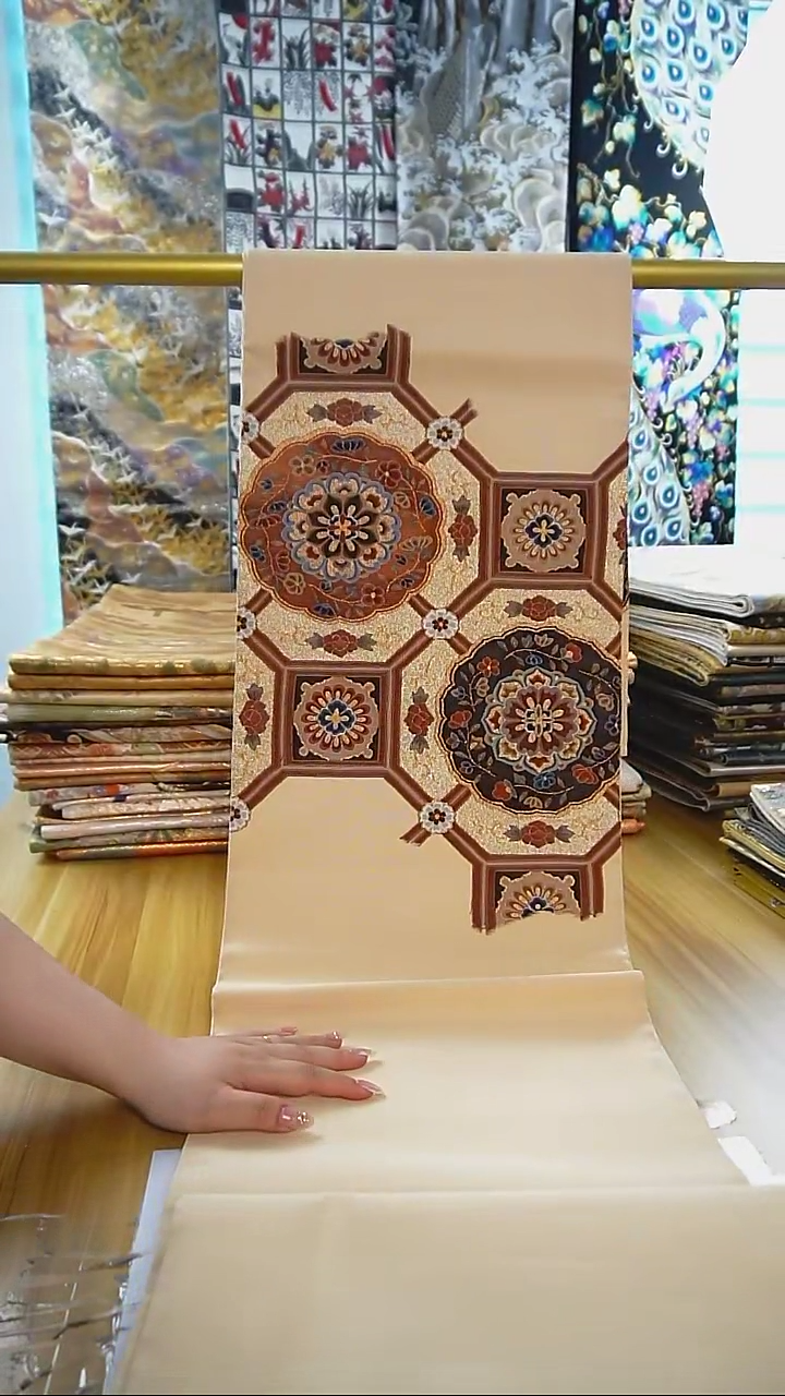 【闪购商品】织绣织锦27两通正仓院宝相花名缂丝