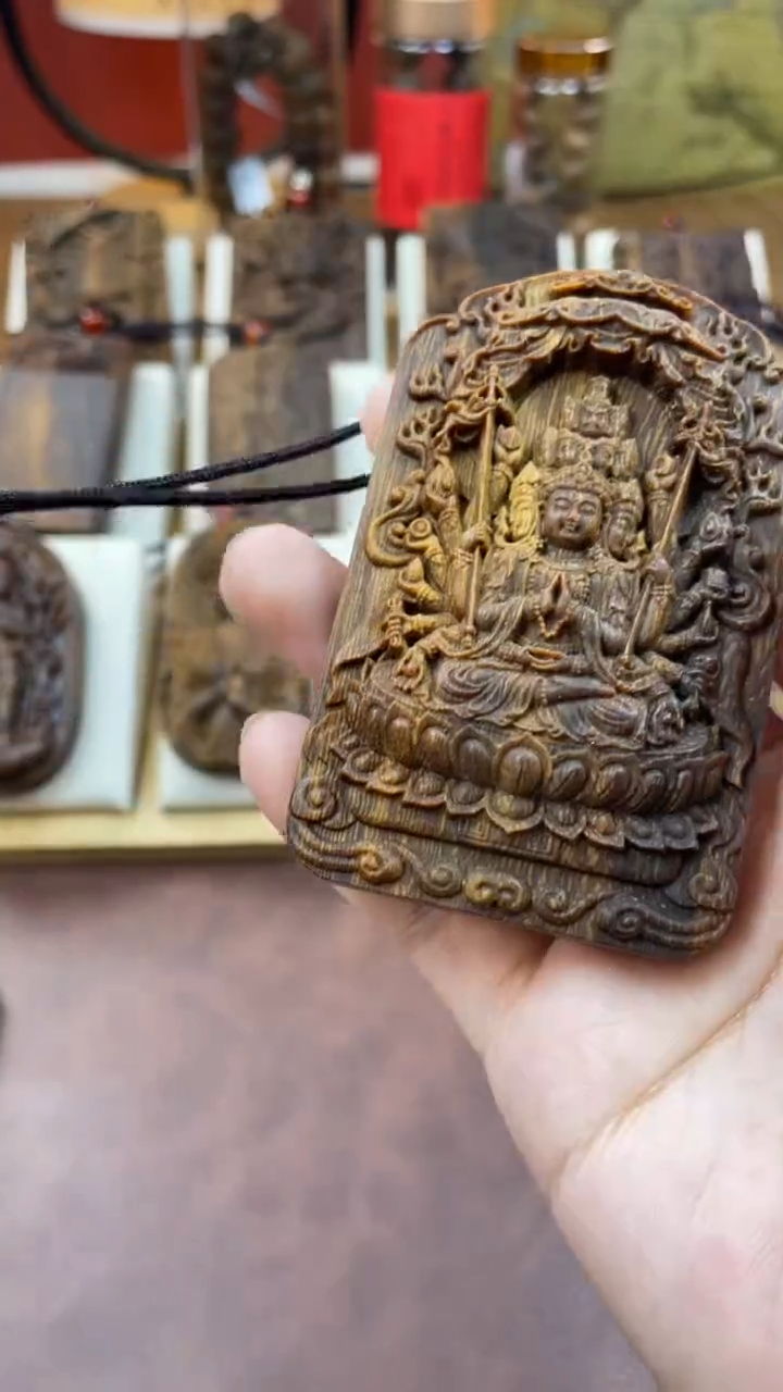 木木雕款芽庄十二生肖守护 千手观音8cm送养香瓶