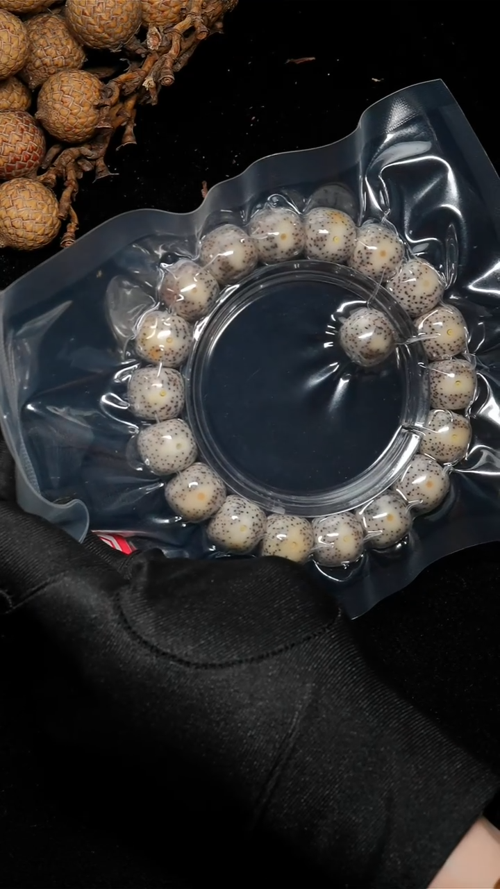 手串星月菩提13*12天目黄金瞳-A031