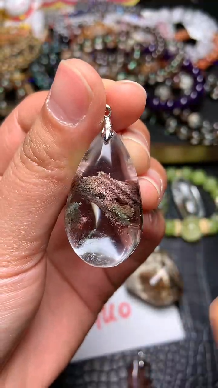 【闪购商品】水晶吊坠(赠链)未镶嵌69