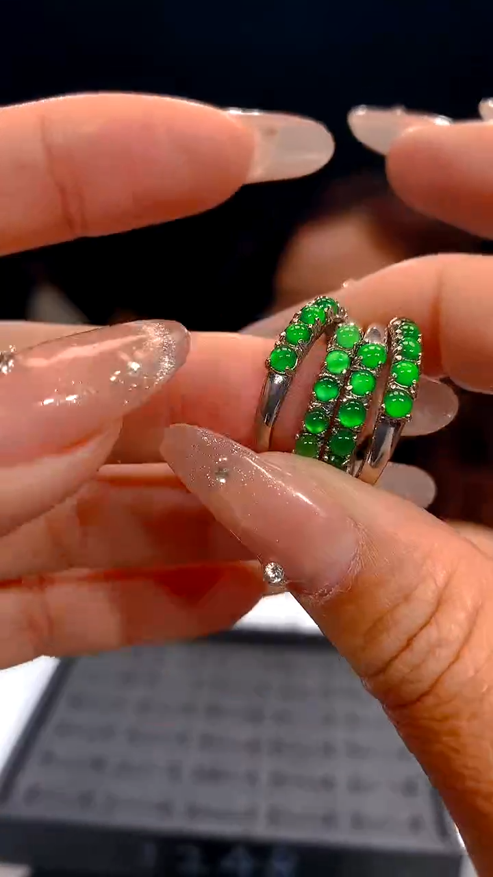 【闪购商品】定制翡翠未镶嵌3-多样性发货（发其一）