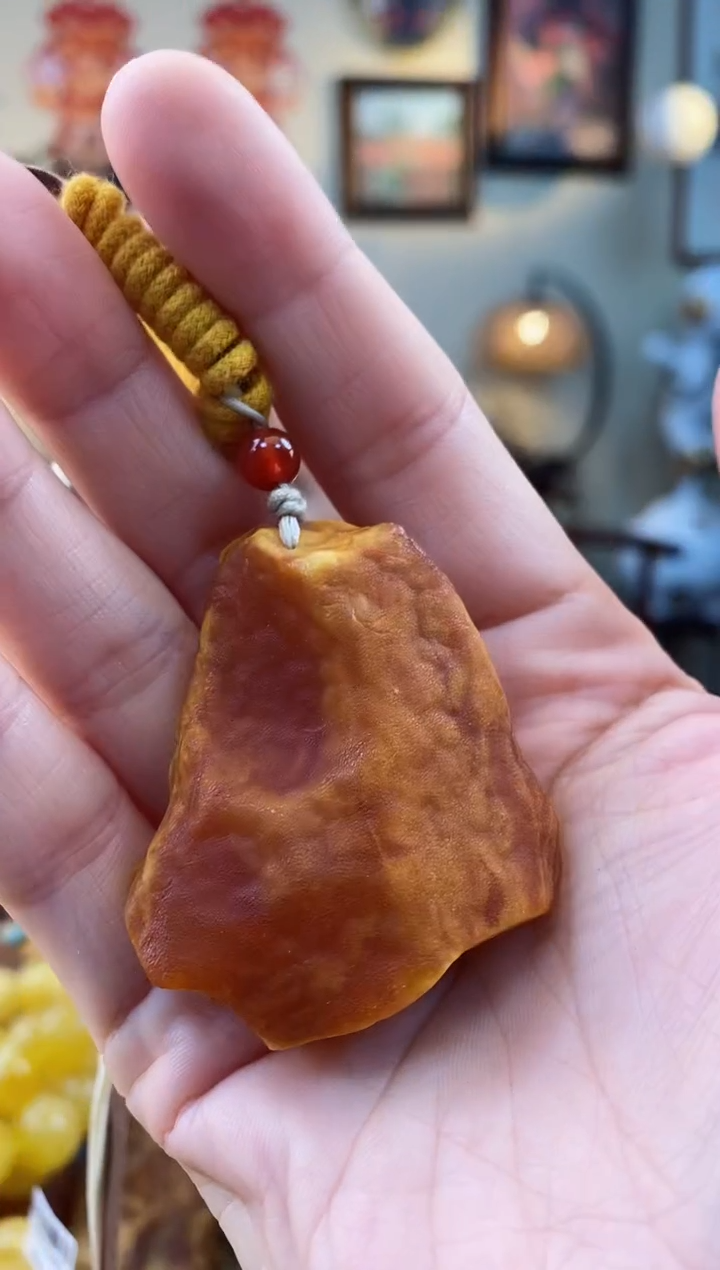 【闪购商品】琥珀颈饰未镶嵌吊坠