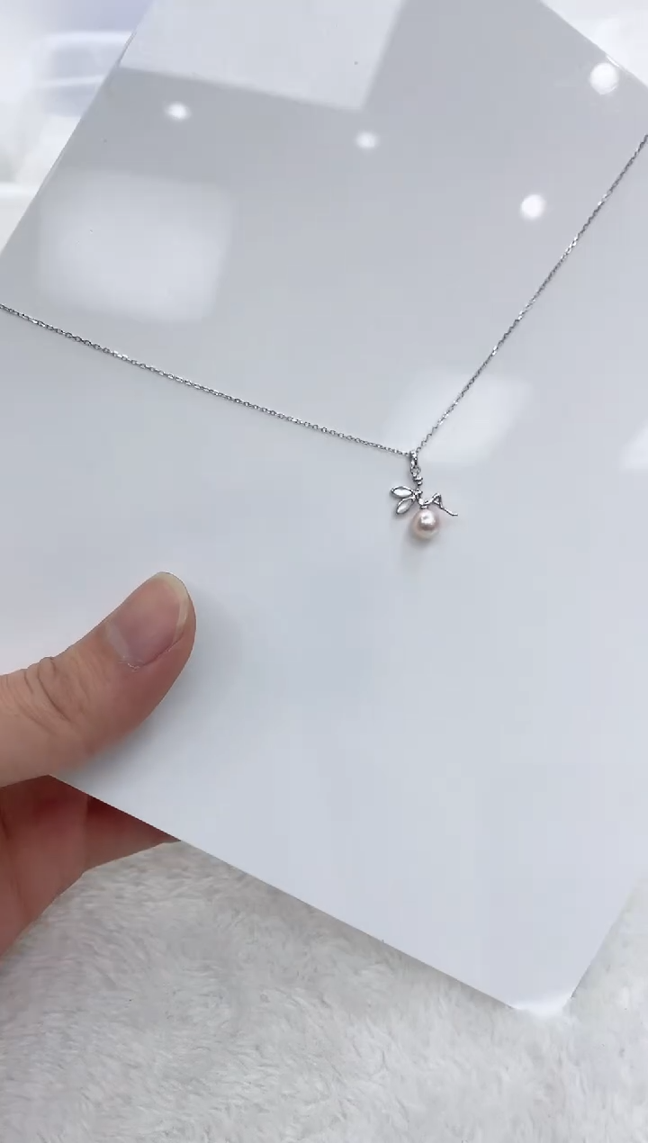 【闪购商品】海水珍珠颈饰银S925镶嵌海水珍珠项链