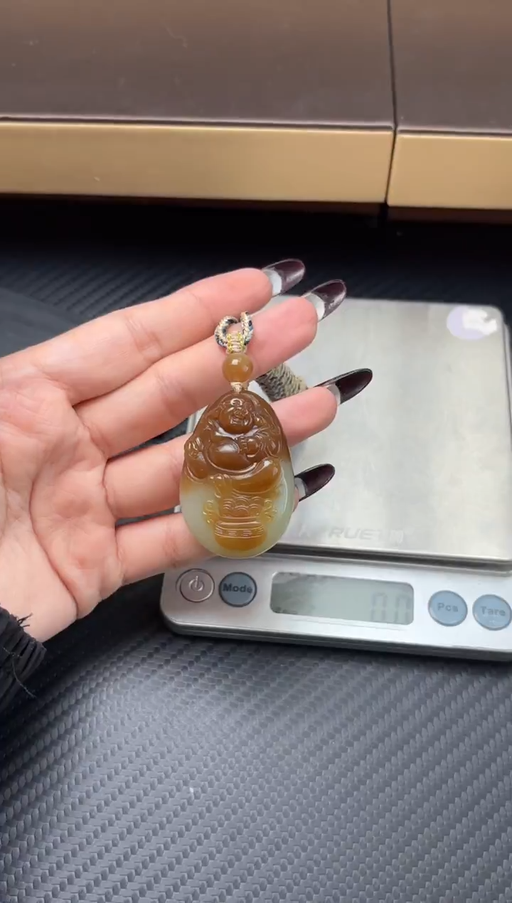 吊坠(赠链)未镶嵌和田玉莉*周若羌微色差吊坠