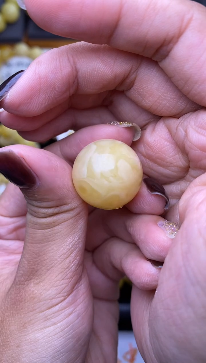 裸石琥珀未镶嵌大小姐珠宝13