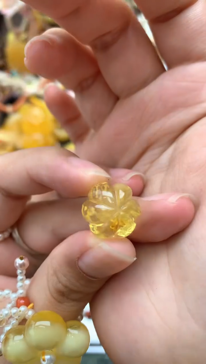 【闪购商品】未镶嵌琥珀珠宝奇石081琥珀蜜蜡花粉有纹小坑介意勿拍