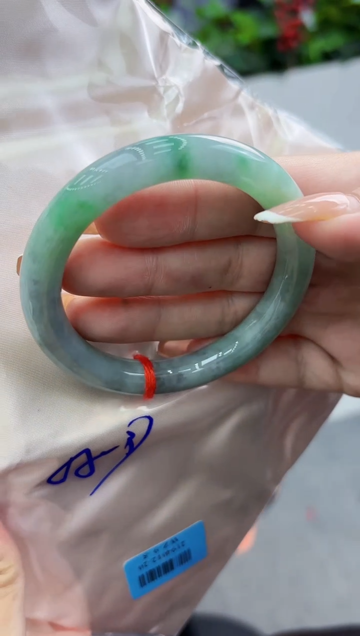 【闪购商品】翡翠手镯未镶嵌翡翠手镯