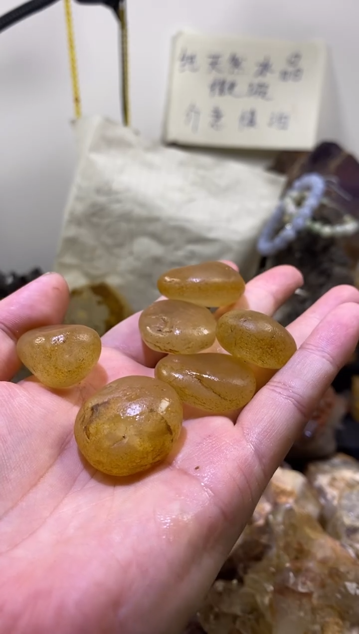 未镶嵌珠宝半成品水晶1号6颗马岛水冲料