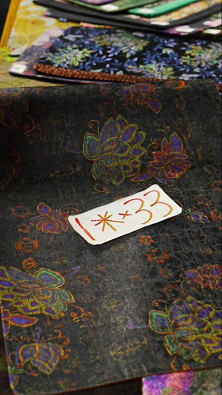 纱一席赴清欢，半盏揽茶香
