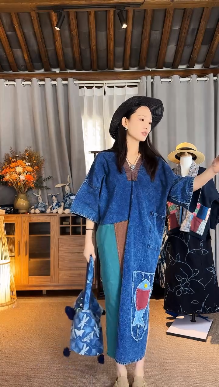 【闪购商品】设计师款蓝v鱼连衣裙