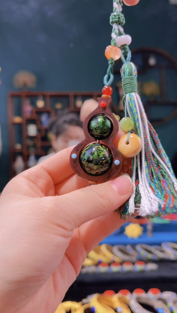 【闪购商品】非遗技艺 犀皮漆挂件 墨绿