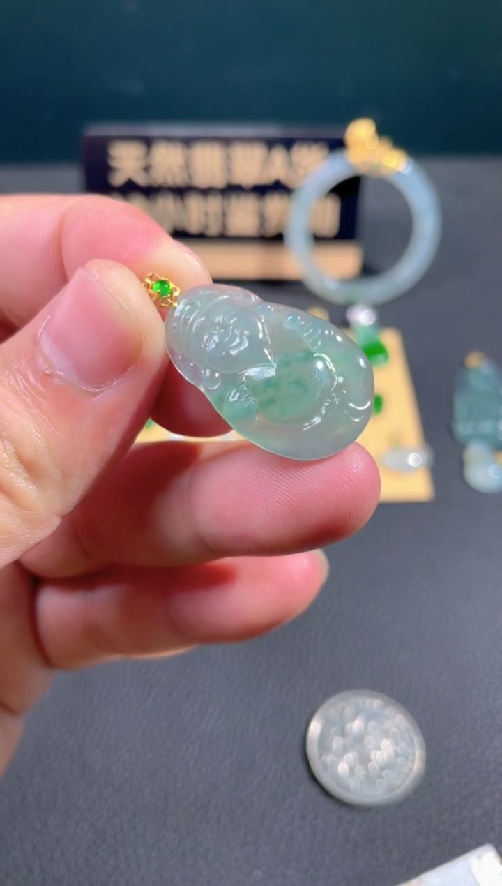 【闪购商品】翡翠颈饰18K金镶嵌翡翠