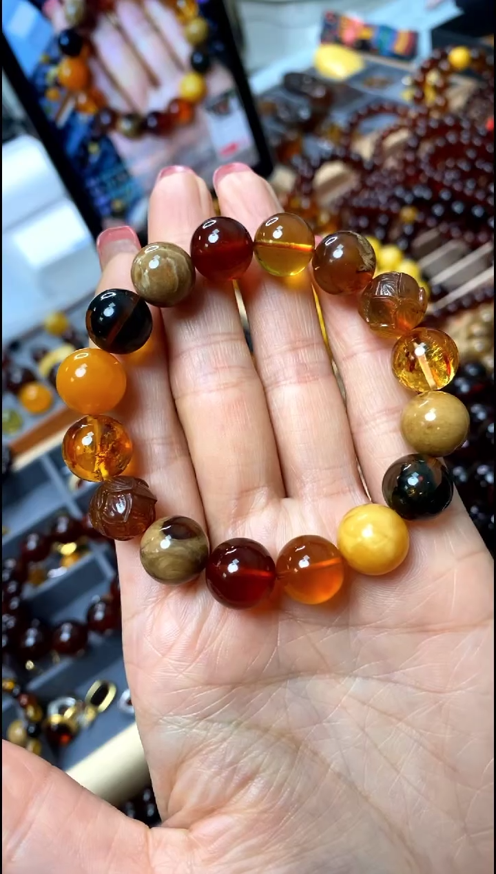 【闪购商品】血珀珠宝奇石未镶嵌15+0000000