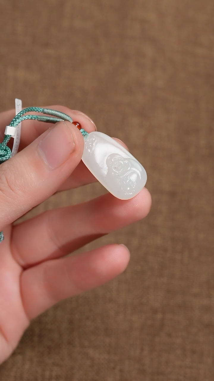 【闪购商品】和田玉颈饰未镶嵌0