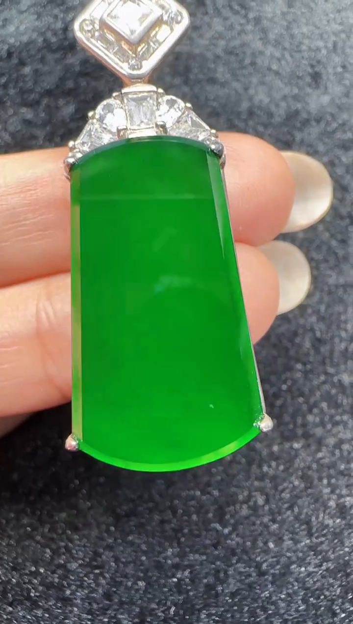 未镶嵌定制翡翠翡翠吊坠85