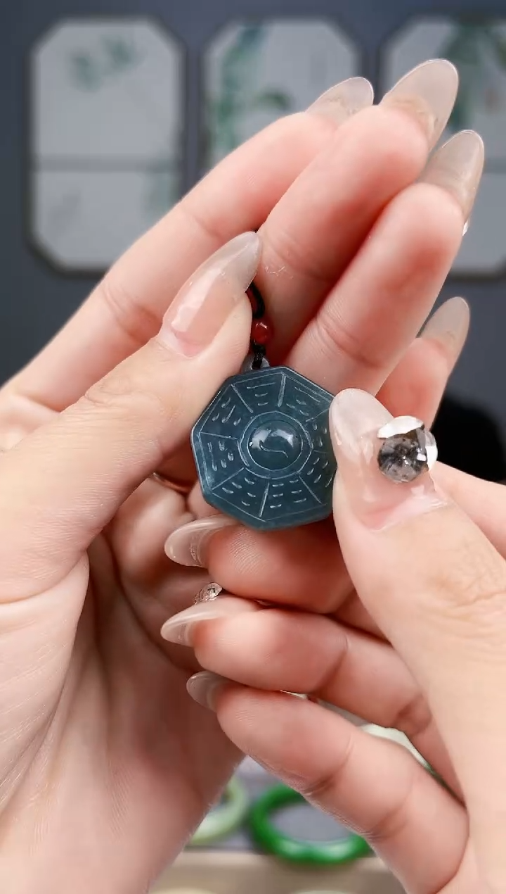 【闪购商品】翡翠颈饰未镶嵌AA多样性发货 拍一发一