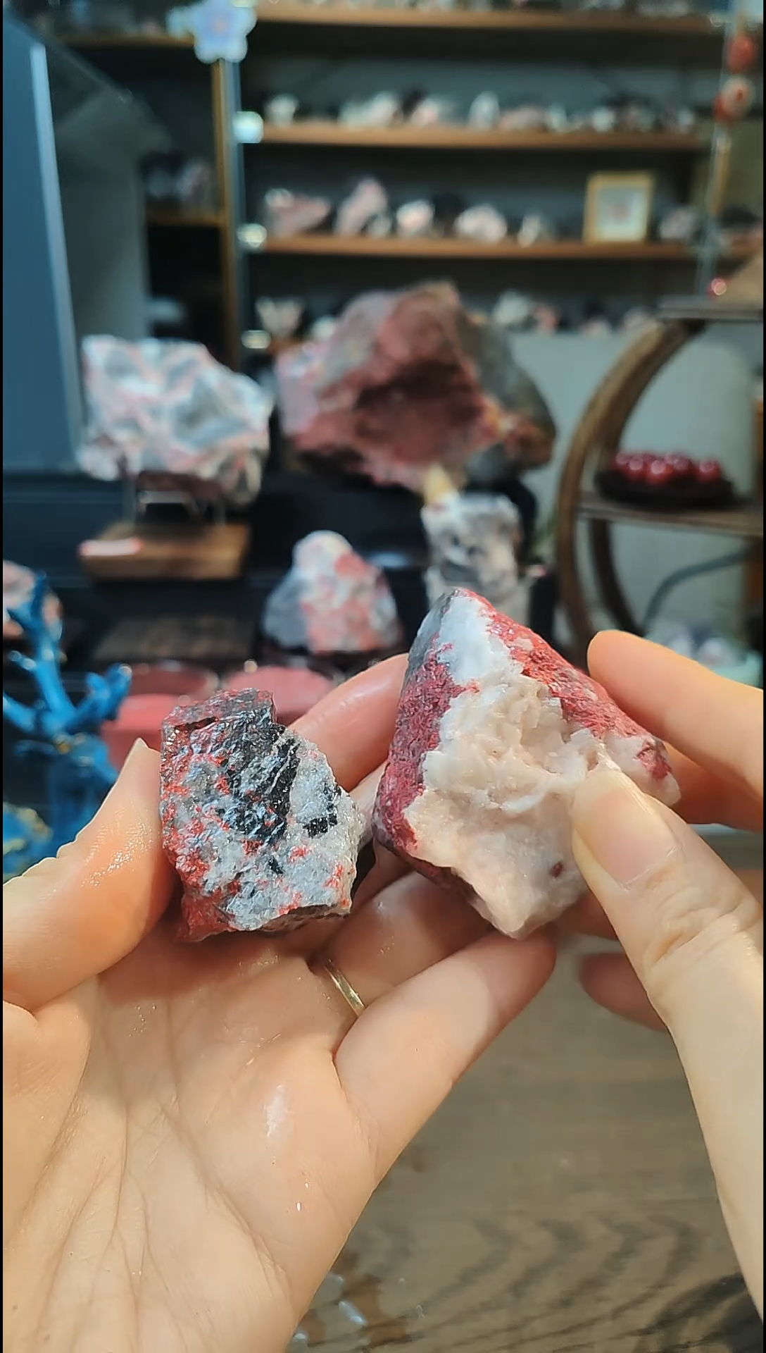 天然辰砂岁**然朱砂原石