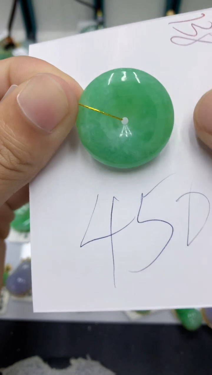 【闪购商品】翡翠颈饰未镶嵌翡翠