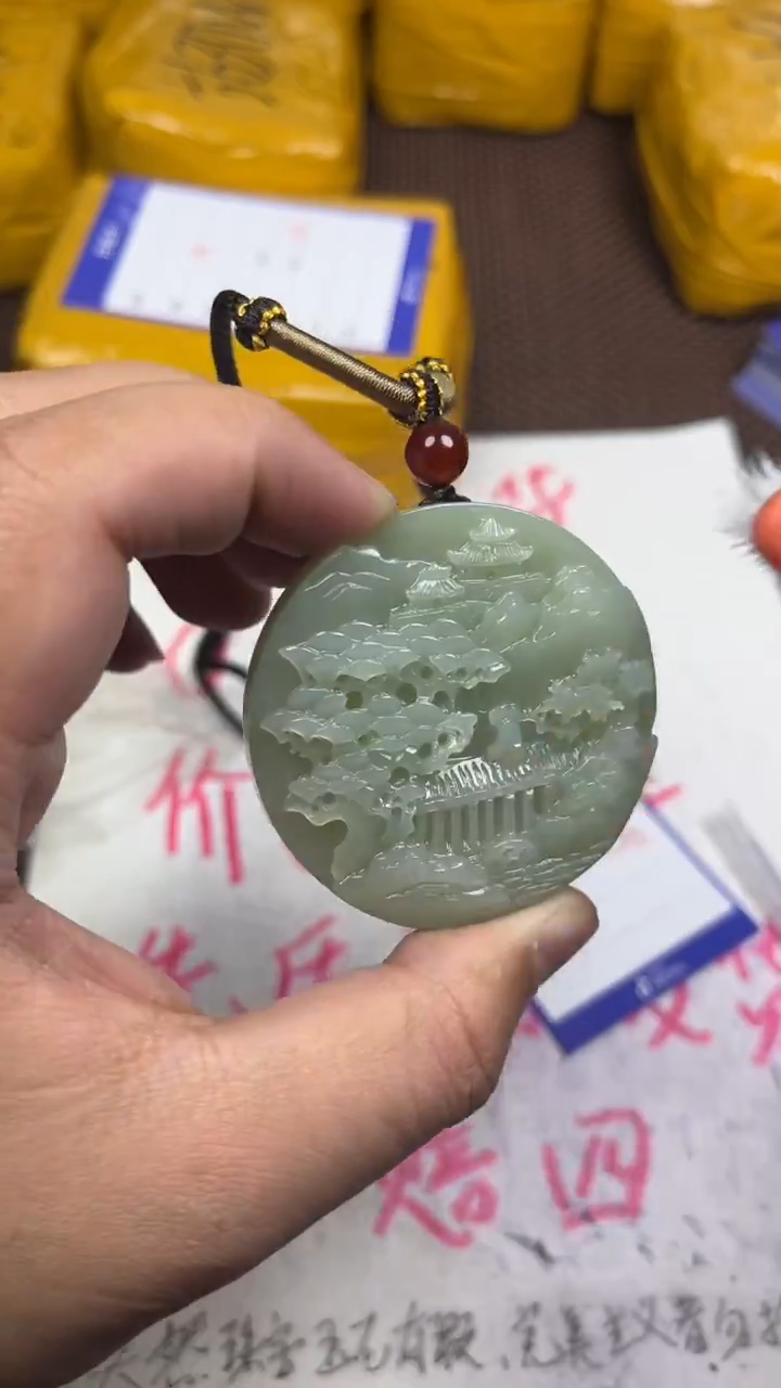 颈饰未镶嵌和田玉浮*1