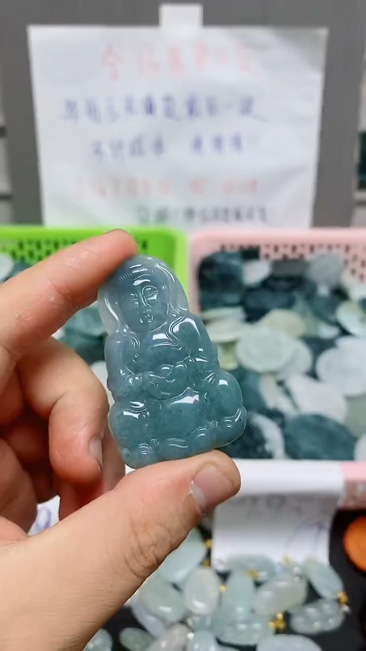 【闪购商品】翡翠颈饰未镶嵌天然翡翠A货