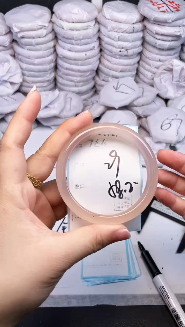 手镯玛瑙/玉髓未镶嵌764