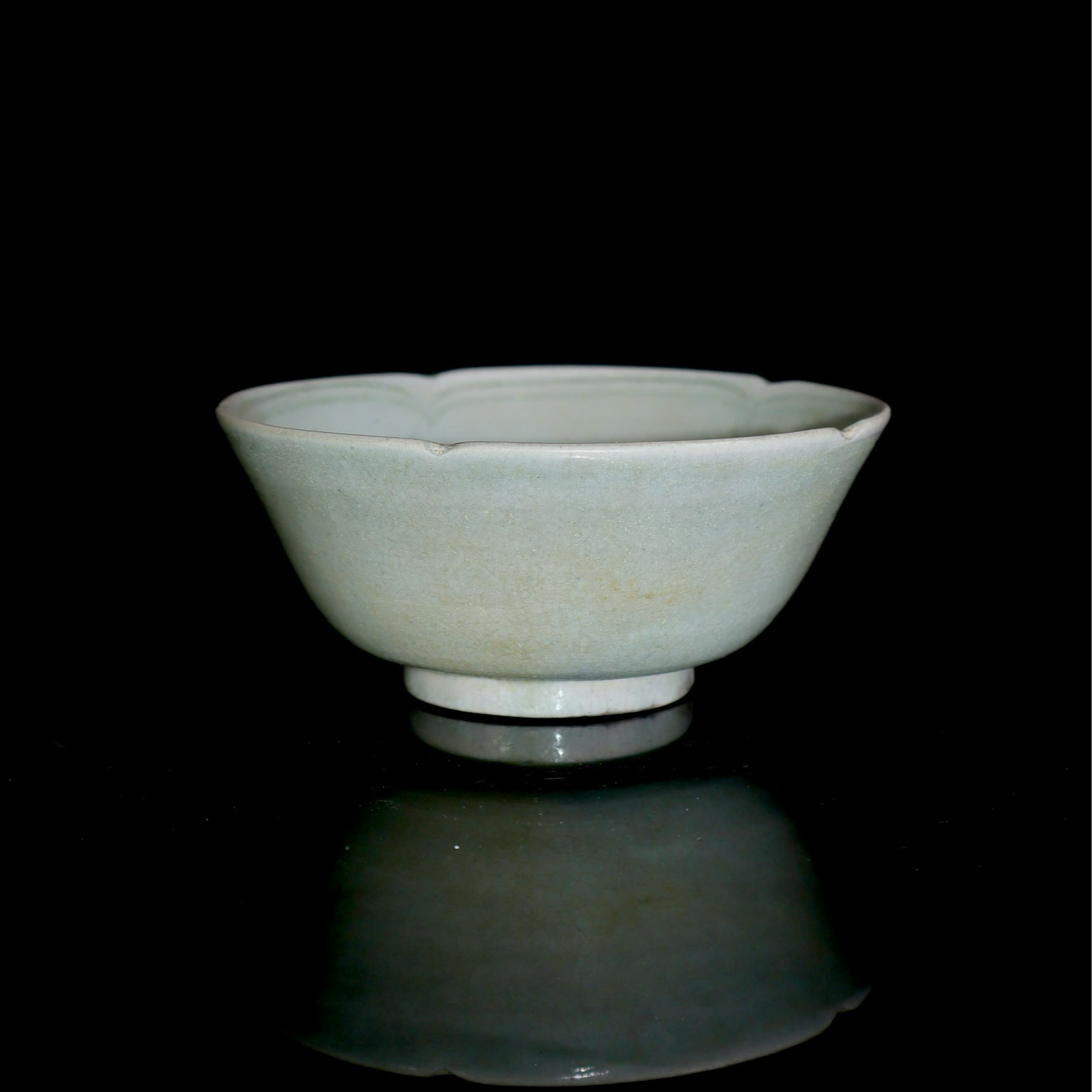 65：龙泉窑花口碗