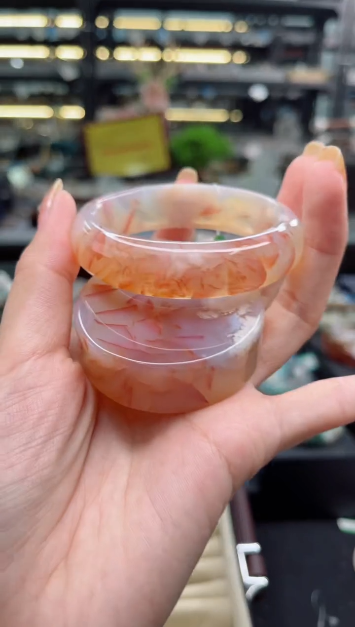 【闪购商品】石英质玉手镯未镶嵌53圈口（赠品镯心）6111699