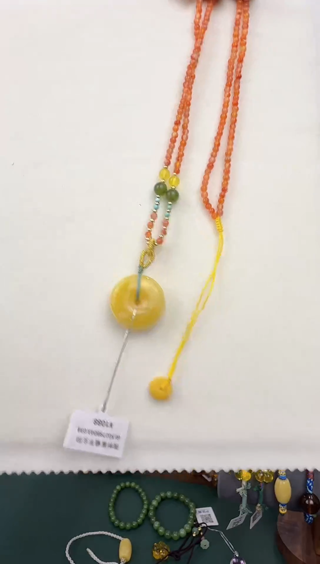 琥珀吊坠(赠链)未镶嵌精致的吊坠