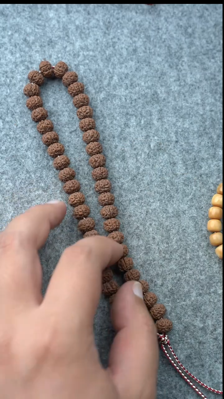 吊坠金刚菩提B****b老树王 小头货 尺寸10 无黄 支持下水