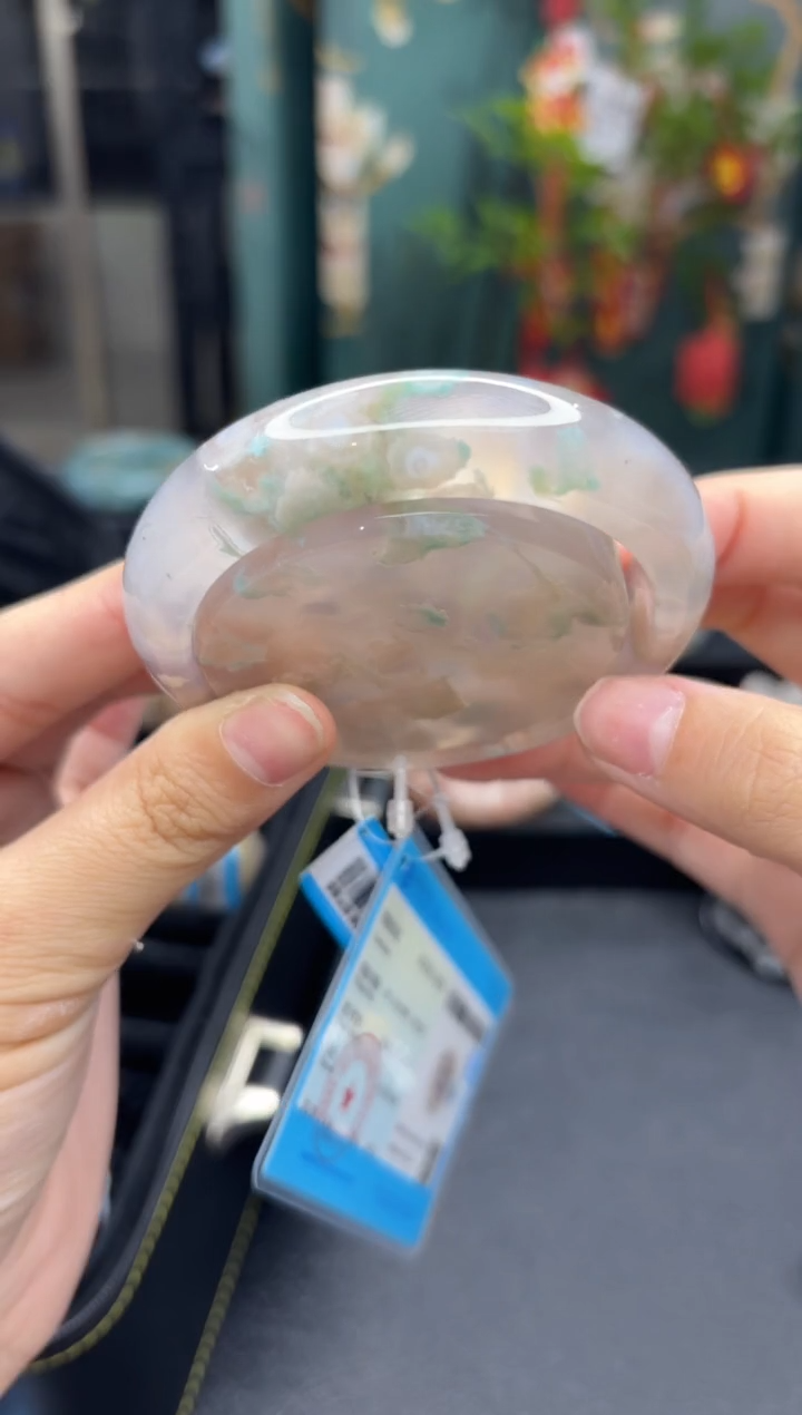 【闪购商品】石英质玉手镯未镶嵌287（58圈赠送镯心）