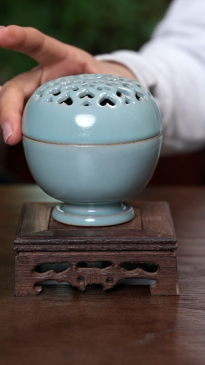 【闪购商品】宝丰清凉寺原产地汝瓷了镂空香炉