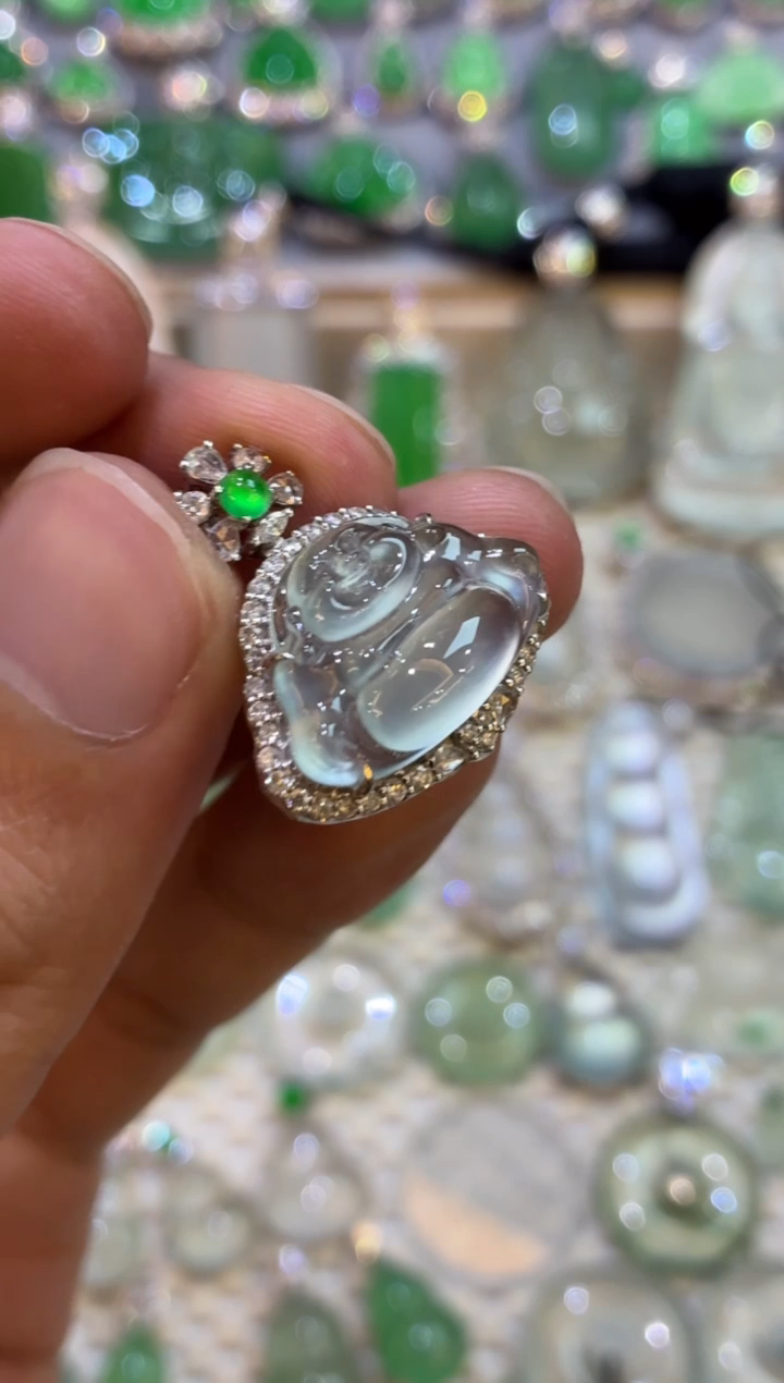 吊坠(不含链)18K金镶嵌翡翠佛公