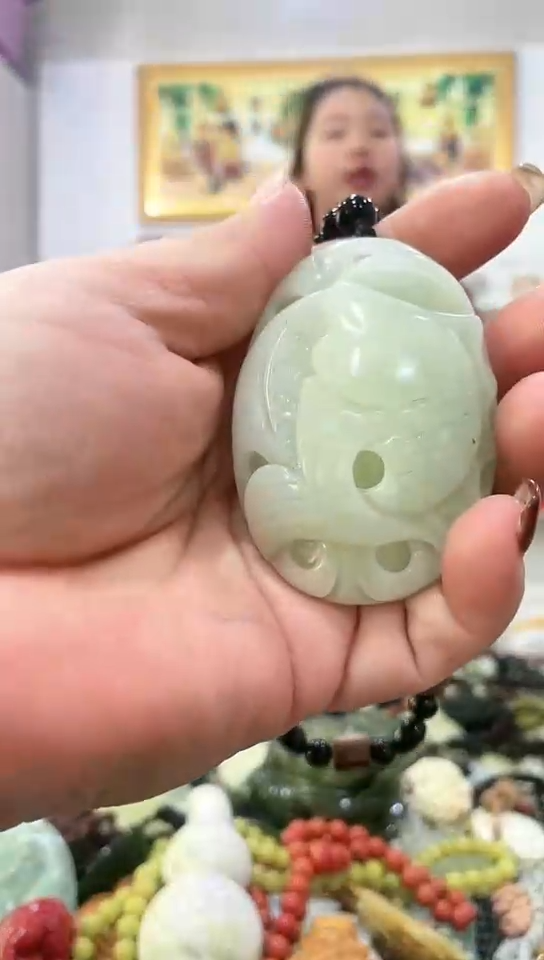 未镶嵌岫玉挂件 1