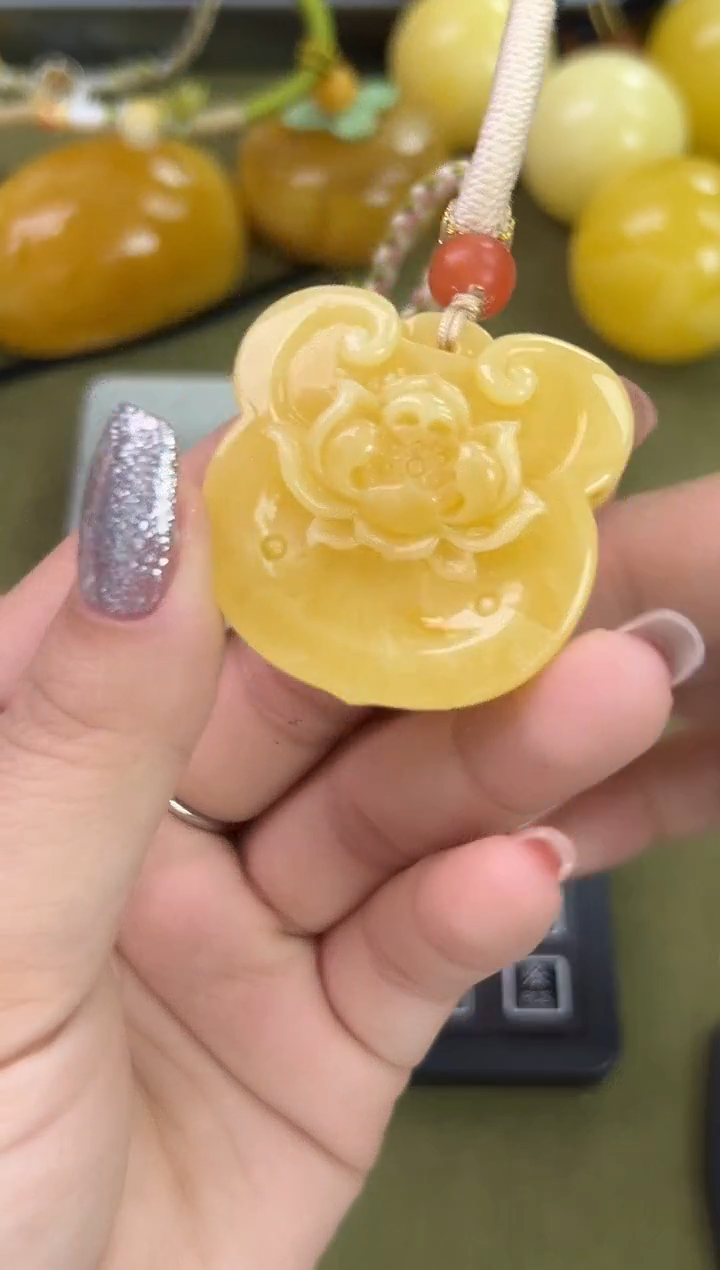 裸石琥珀未镶嵌天然琥珀蜜蜡吊坠