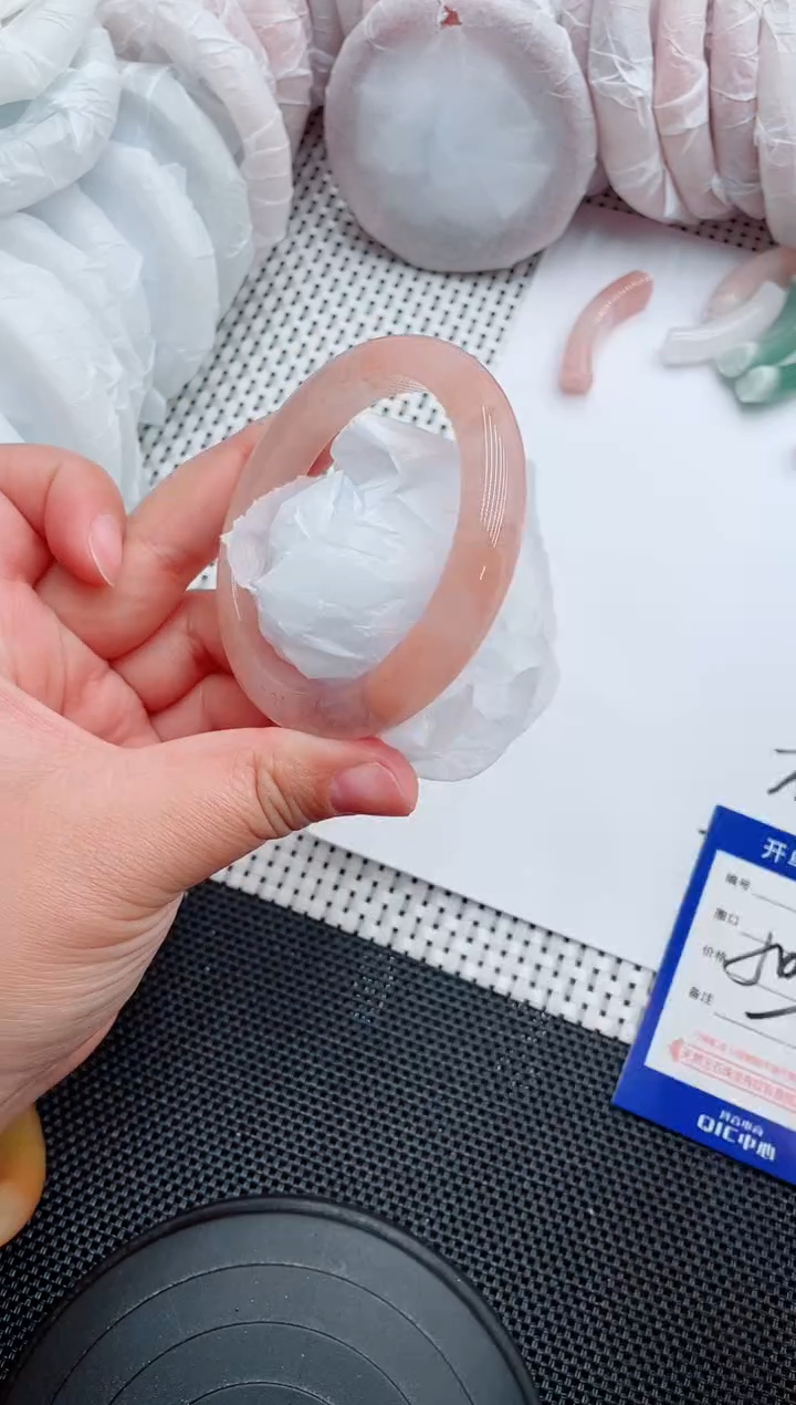 未镶嵌手镯石英质玉72-54-55