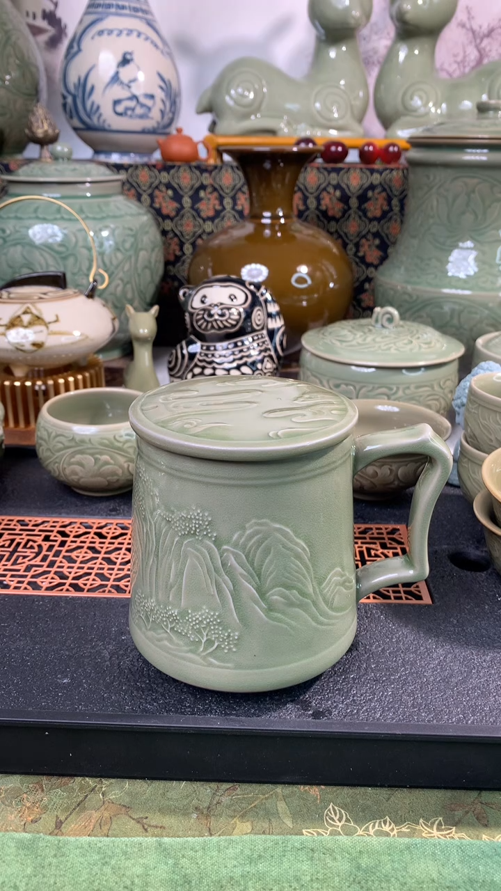 现代用****7耀州窑微瑕无滤网溪山纹办公杯一只