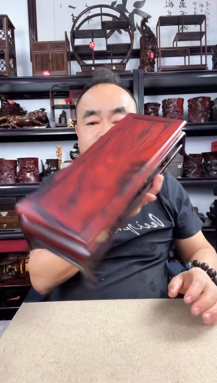 木老李红木工艺品332瑕疵