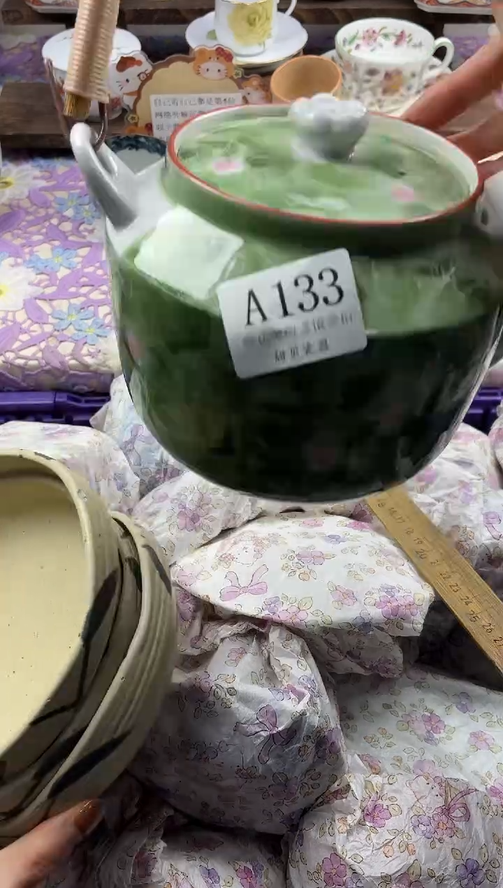 瓷片李****斯                A133