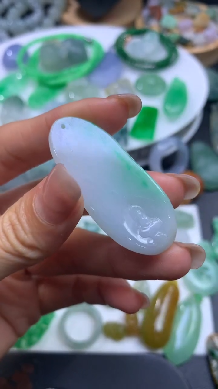 【闪购商品】定制翡翠未镶嵌翡翠