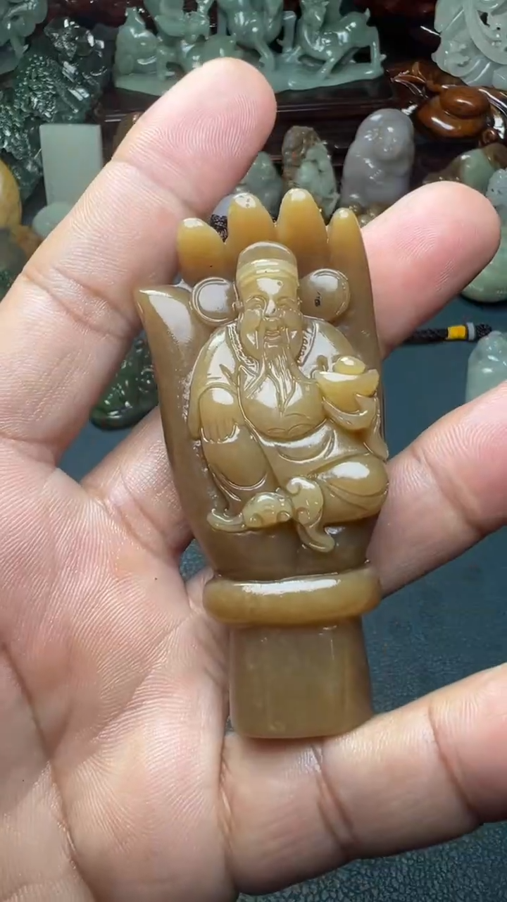 未镶嵌和田玉把件-