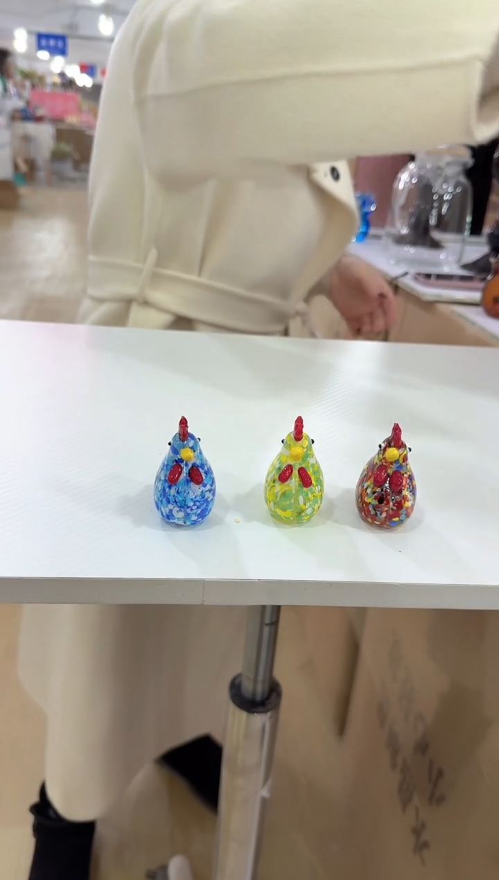 【闪购商品】玻璃洛芙花器-r-早21 一个