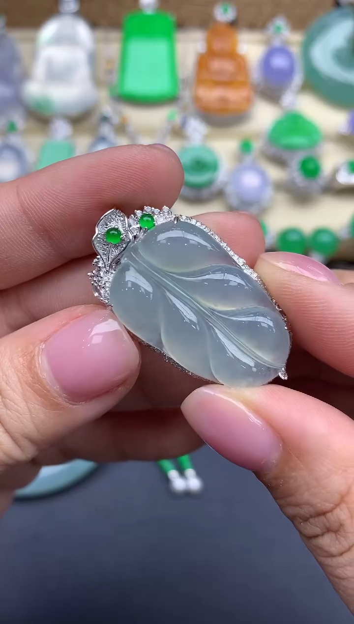 【闪购商品】翡翠颈饰18K金镶嵌236-中国好珍宝