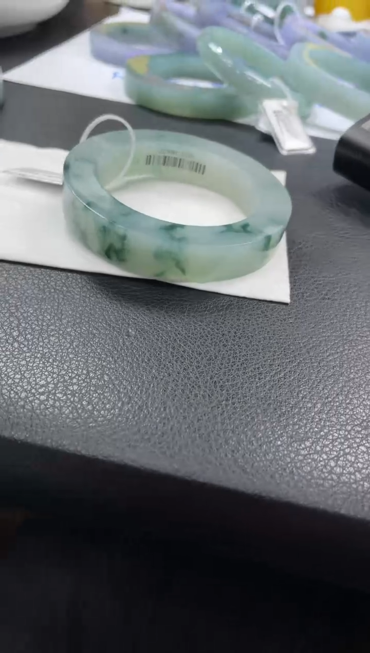 【闪购商品】定制翡翠手镯未镶嵌DDH82035
