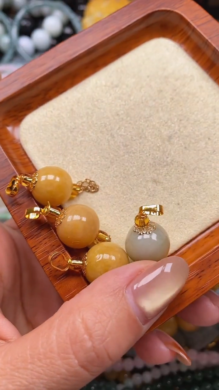 颈饰未镶嵌翡翠多样性发一