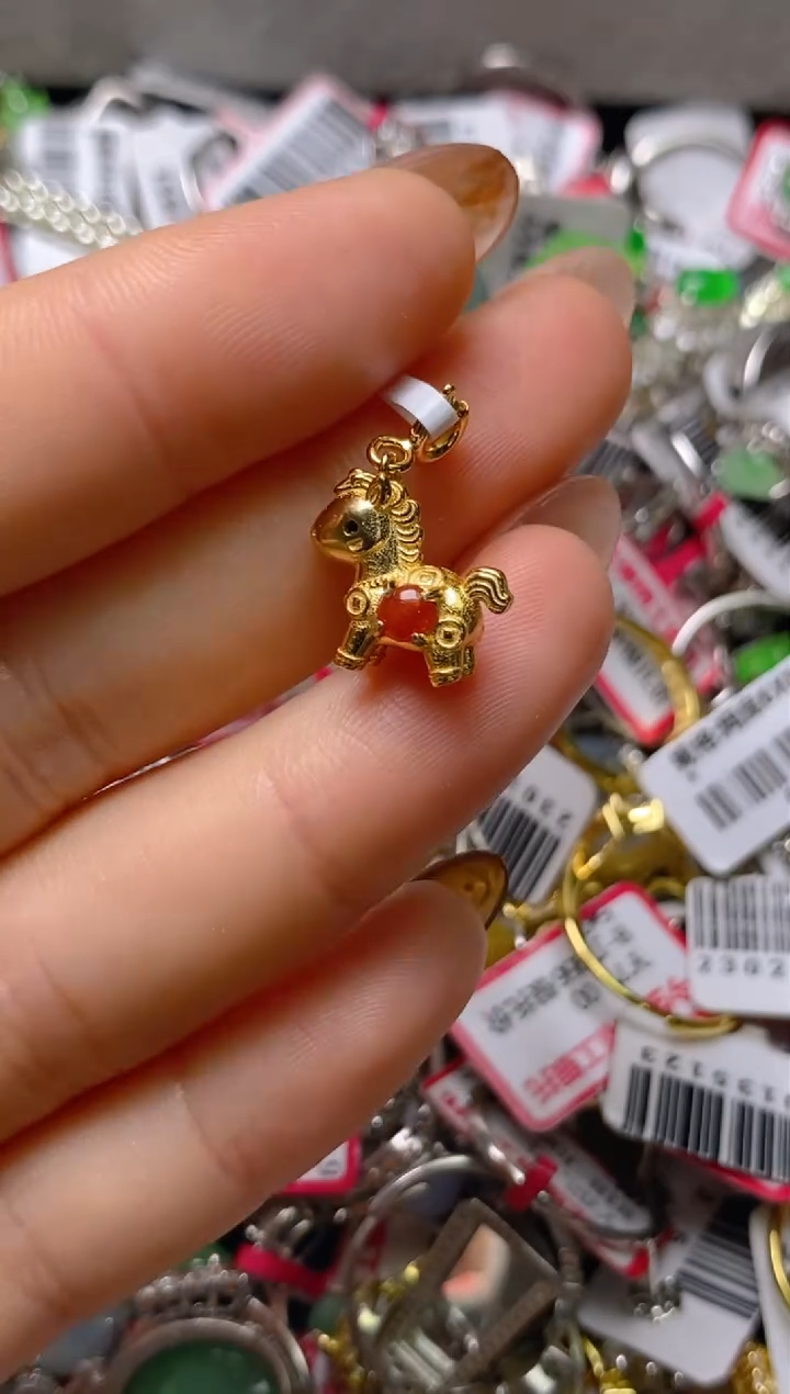 银S925镶嵌戒指翡翠百内无证书